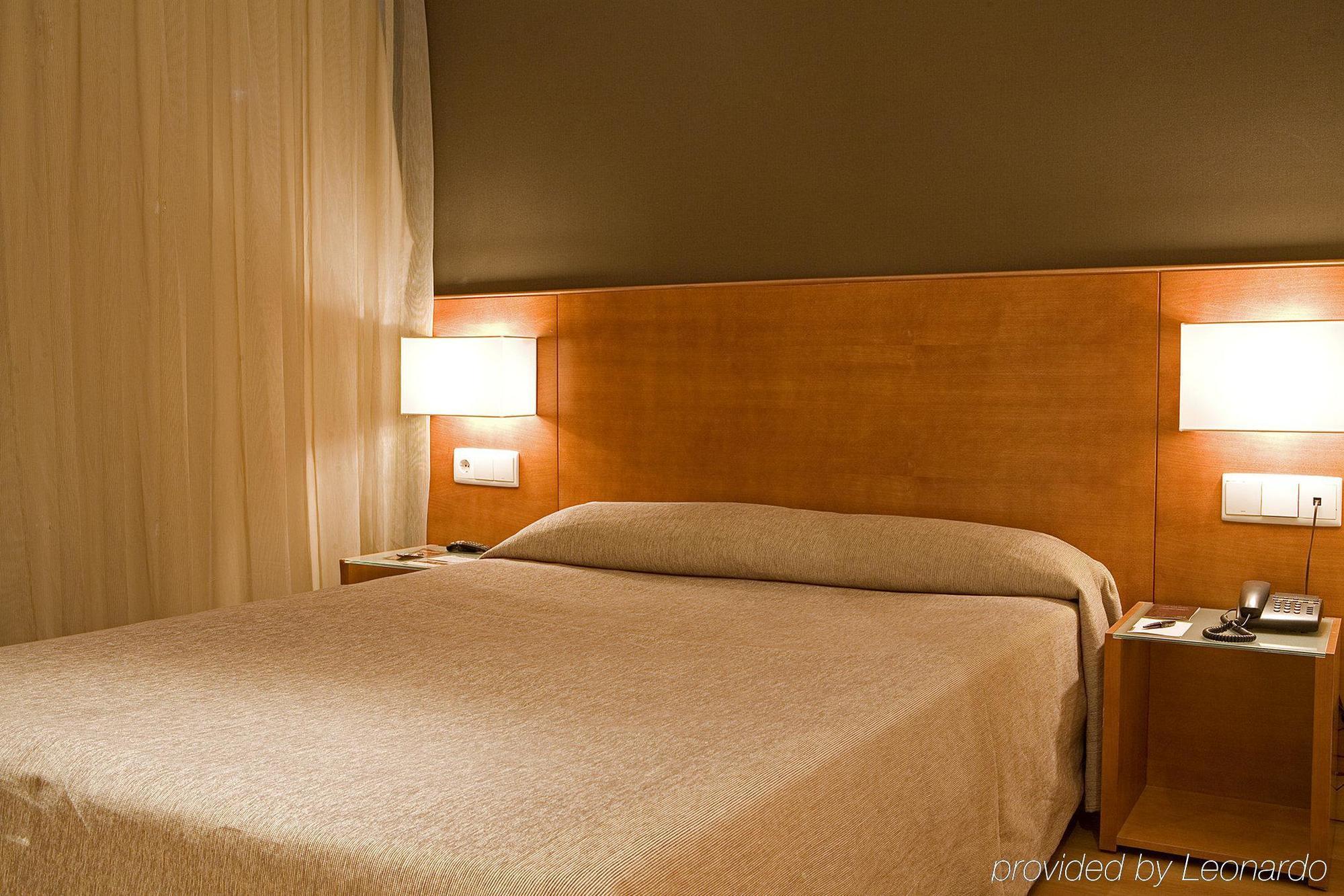Zenit Logrono Hotel Luaran gambar